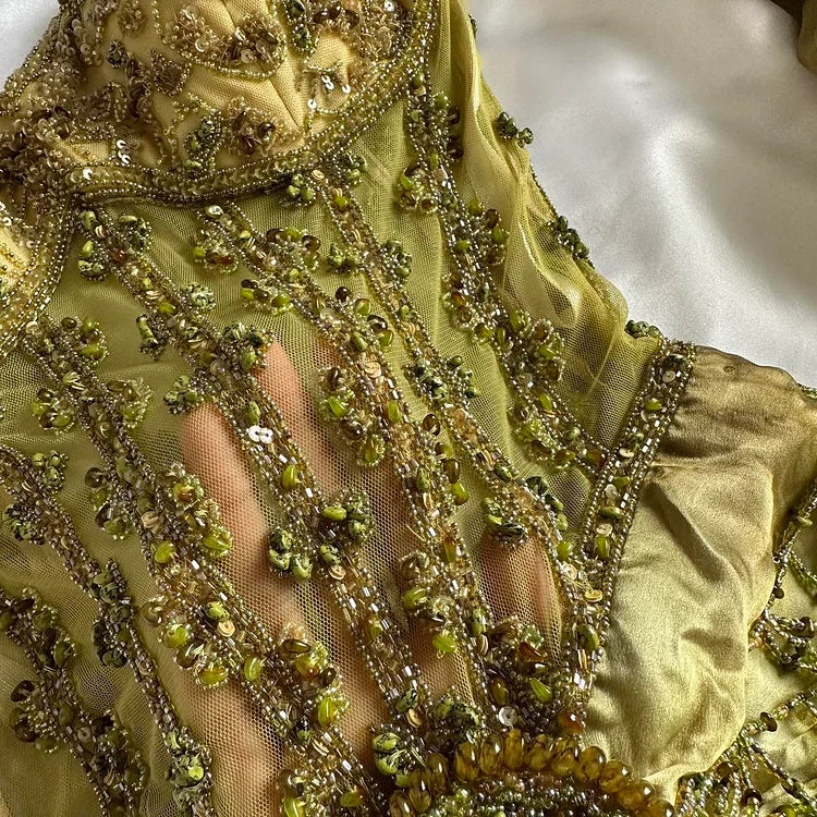 Niulatu Gold Spaghetti Strap Silk Sheath Prom Dresses Beaded Evening Gowns with Scarf HZ1026