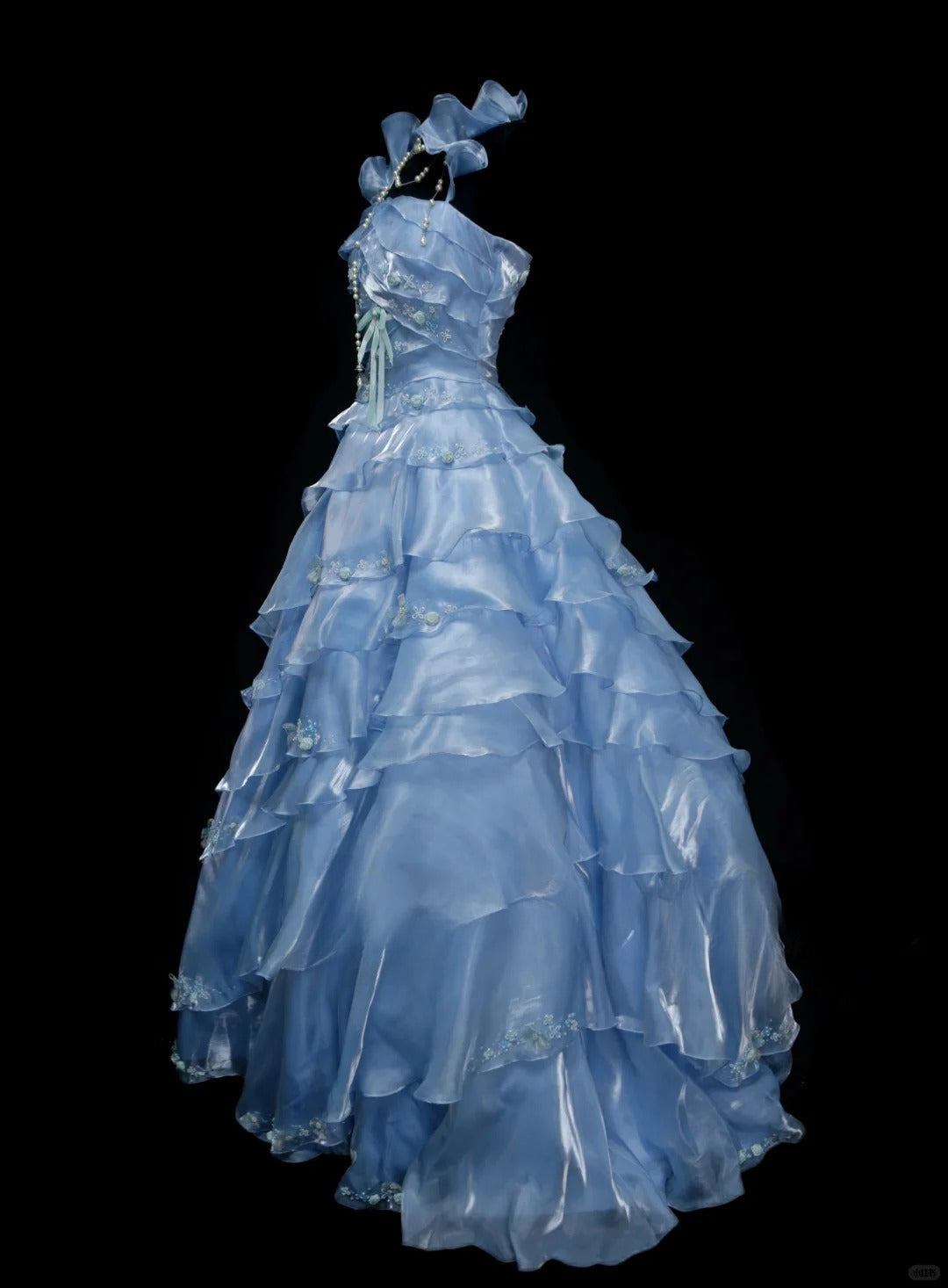 Niulatu Light Blue Organza Long Ball Gowns Beaded Appliqu¨¦s Tiered Bridal Gowns Cute Quinceanera Dress HZ1031