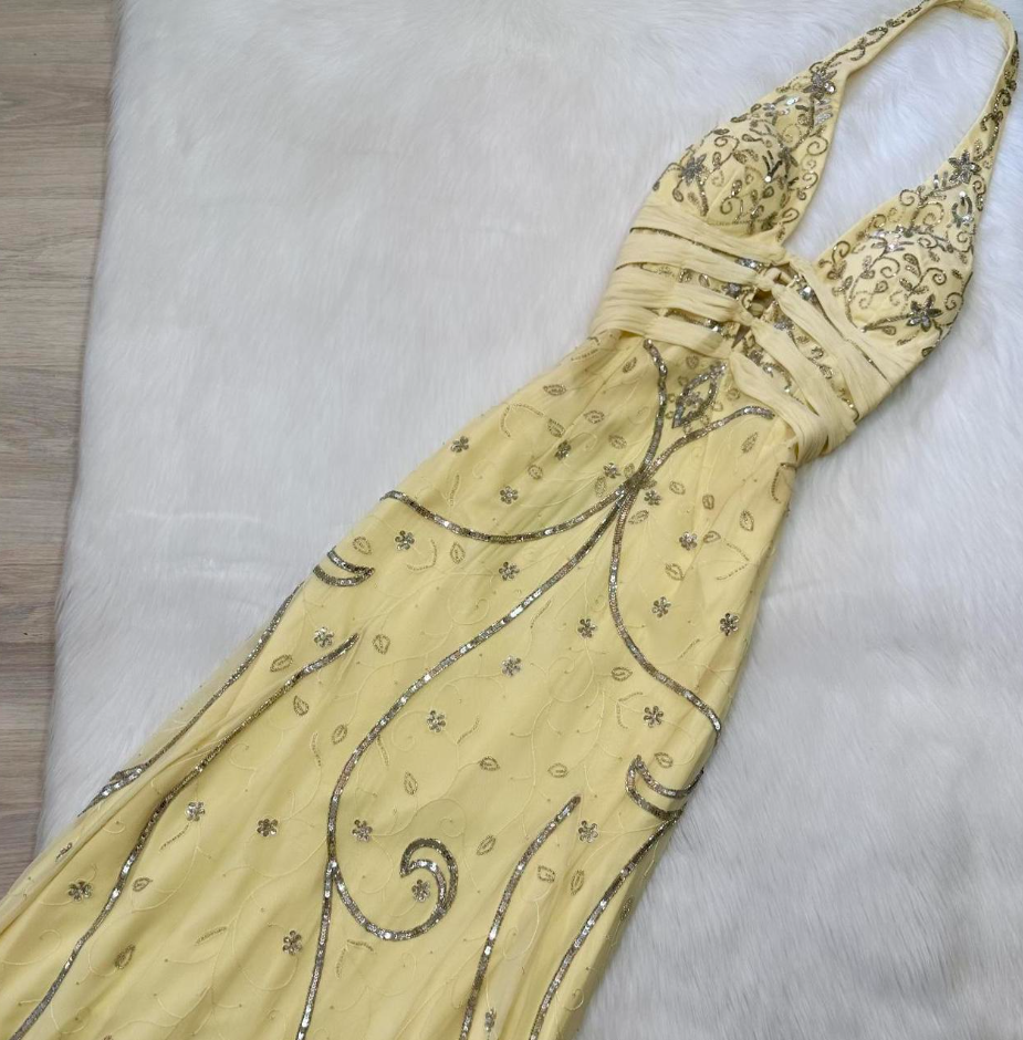 Niulatu Halter Sheath Chiffon Beaded Long Prom Dress Backless Yellow Formal Evening Dress HZ1026