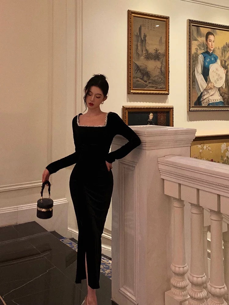 Niulatu French Sheath Square Neckline Black Prom Dresses Birthday Outfits Evening Gown SD1039