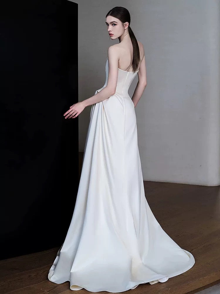 Niulatu Sheath Strapless Neckline Long White Satin Floral Wedding Dresses SD2109