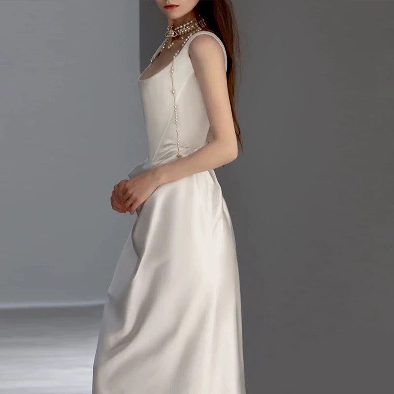 Niulatu Mermaid Square Neckline Satin Pleats White Wedding Dresses SD2111