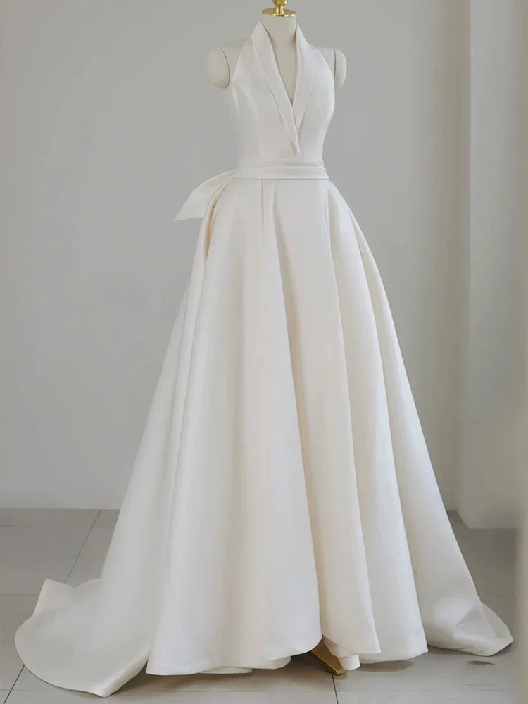 Niulatu Ball Gown Halter Neckline Satin Pleats White Wedding Dresses SD2113