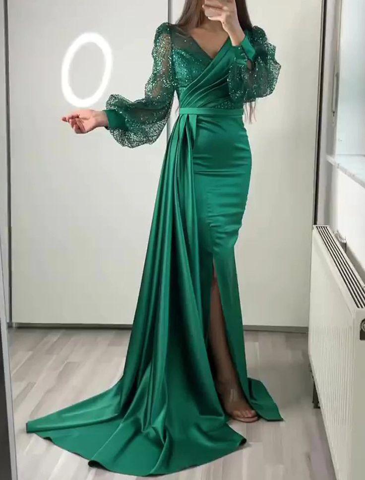 Niulatu Green Mermaid V Neck Satin Evening Dress Long Sleeves HZ1007
