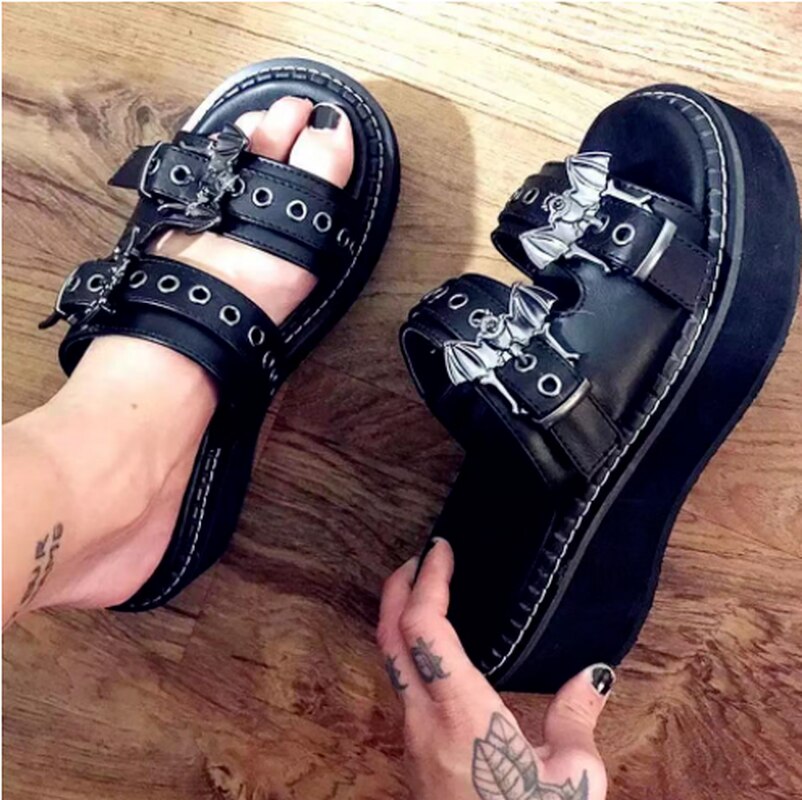 Niulatu Gothic Style Vampire Cosplay Platform Wedges Woman Shoes Sandals Summer Cosy Fashion Women Shoes Slipper Sandals DJSE