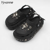 Niulatu punk metal rivets Sandals Women Slippers Platform Sandals Outdoor Clogs Thick Street Beach Slippers Flip Flops Garden Shoes DJSE