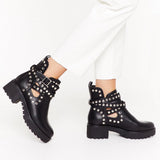 Niulatu Boots Ladies Leather Ankle Boots Spring Autumn Thick Sole Biker Shoes Ladies Punk Pearl Rivet Shoes Large Size DJSE