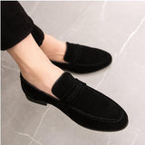 Niulatu Mens Dress Shoes Vintage Classic Low Heel Slip On Mens Brogue Shoes Pointed Toe Outdoor Autumn Trendy Party Mans Loafers Shoes DJSE