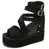 Niulatu Hot Women Open Toe Buckle Zipper Rivet Casual Shoes Solid Chunky Sandals Women Punk Summer Sandals DJSE
