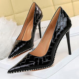 Niulatu Shoes Quality High Heels Women Pumps Rivet Metal Chain Women Heels Stiletto 2025 Luxury Banquet Shoes Pumps Female Shoes DJSE