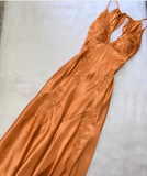 Niulatu Mermaid V Neck Appliques Satin Open Back Long Prom Dress Outfits HZ0113