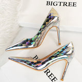 Niulatu Shoes New Patent Leather Woman Pumps Metal Stone Pattern High Heels Designer Women Heels Stiletto Female Pumps Size 43 DJSE