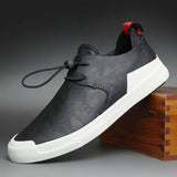 Niulatu Men Flats Vulcanized Shoes Zapatos De Hombre Black Zapatillas Men Casual Shoes Leather Sneakers 663 DJSE
