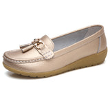 Niulatu Women Shoes Loafers Female Moccasins Shoes Summer Genuine Leather Women Flats Slip On Women Loafers Flats Tassel Plus Size DJSE