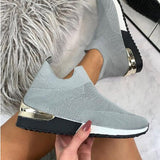 Niulatu Women Vulcanized Shoes Ladies Solid Color Slip-On Sneakers for Female Casual Sport Shoes 2025 Fashion Mujer Shoes DJSE