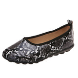 Niulatu New Ladies Loafers Fashion Women Shoes Retro Round Toe Snake Pattern Light Slip on Flat Casual Shoes Outdoor Walking Shoes DJSE