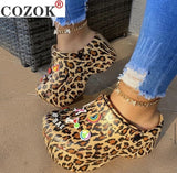 Niulatu Popular Serpentine Small Hole Women Sandals Cute Slippers Platform Thick Bottom Back Strap Summer Ladies Casual Shoes DJSE