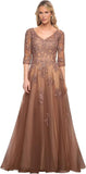Niulatu Women's V-Neck 3/4 Sleeve Mother of The Bride Dress A-line Tulle Lace Appliques Long Formal Party Dress HZ1007