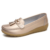 Niulatu Women Shoes Spring Autumn Cow Leather Flats Women Footwear Slip On Loafers Mother Moccasins Shoes Female Large Size DJSE