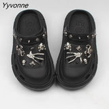 Niulatu punk metal rivets Sandals Women Slippers Platform Sandals Outdoor Clogs Thick Street Beach Slippers Flip Flops Garden Shoes DJSE