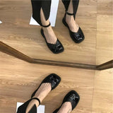 Niulatu Women Mary Jane Shoes Flat Lolita Shoes Women Vintage British Sandals 2025 Spring Shallow Fashion Loafers Shoes Mujer Zapatos DJSE