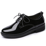 Niulatu Women Brogue Shoes Platform Autumn Patent Leather Black Casual Flats Lady Derby Classic Varnish Oxfords Female Footwear DJSE