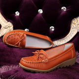 Niulatu Summer New Leather Peas Shoes Female Mother Shoes Slope Heel Casual Non-slip White Nurse Shoes Zapatos De Mujer DJSE