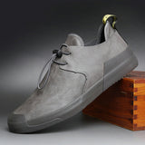Niulatu Men Flats Vulcanized Shoes Zapatos De Hombre Black Zapatillas Men Casual Shoes Leather Sneakers 663 DJSE