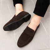 Niulatu Mens Dress Shoes Vintage Classic Low Heel Slip On Mens Brogue Shoes Pointed Toe Outdoor Autumn Trendy Party Mans Loafers Shoes DJSE