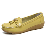 Niulatu Women Shoes Spring Autumn Cow Leather Flats Women Footwear Slip On Loafers Mother Moccasins Shoes Female Large Size DJSE