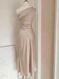 Niulatu Sheath Boat Sleeveless Champagne Satin Party Dress Holiday Dresses SD349