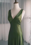 Niulatu Satin V-Neckline Low Back Prom Dress HZ1110