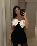 Niulatu A Line Off The Shoulder Black Cocktail Dresses Short Homecoming Dress HZ1110