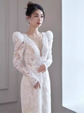 Niulatu Mermaid V Neckline Lace White Wedding Dress With Long Sleeves HZ1110