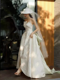 Niulatu A Line Strapless Sleeveless Lace White Wedding Dresses HZ1110
