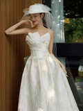Niulatu A Line Strapless Sleeveless Lace White Wedding Dresses HZ1110