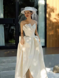 Niulatu A Line Strapless Sleeveless Lace White Wedding Dresses HZ1110