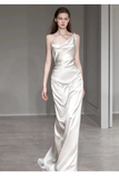 Niulatu Sheath Irregular Neckline Satin White Wedding Dress HZ1110