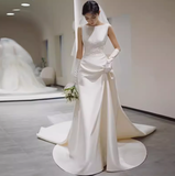 Niulatu A line Scoop Neckline Satin Long Wedding Dresses With Appliques HZ1110