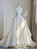 Niulatu Ball Gown Strapless Tulle Long White Wedding Dresses With Ruffles HZ1110