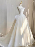 Niulatu Ball Gown Strapless Tulle Long White Wedding Dresses With Ruffles HZ1110