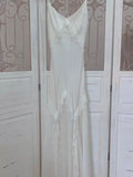 Niulatu Sheath Spaghetti Straps Ivory Long Prom Dress Formal Dresses With Pearls HZ1110