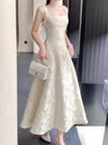 Niulatu A line Straps Lace Long Prom Dresses HZ1110