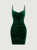 Niulatu Birthday Sheath Spaghetti Straps Green Velvet Homecoming Dresses Party Dress HZ1110