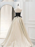 Niulatu Ball Gown Strapless Tulle Layers Long Champagne Ruffles Prom Dresses Sweet 16 Dresses With Gloves HZ1110