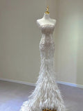 Niulatu Mermaid Strapless Sleeveless White Long Wedding Dresses With Feather HZ1110