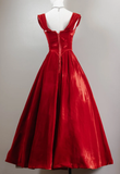 Niulatu Ball Gown Sweetheart Red Velvet Prom Dresses Birthday Outfits HZ1110