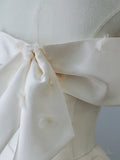 Niulatu Ball Gown Strapless Ivory Satin Long Wedding Dresses Brides Dress S3805