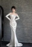 Niulatu Mermaid Off The Shoulder Long Sleeves Wedding Dresses Ivory Brides Dress S3826