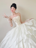 Niulatu Ball Gown Strapless White Satin Tulle Applique With Gloves Long Wedding Dresses HZ1110